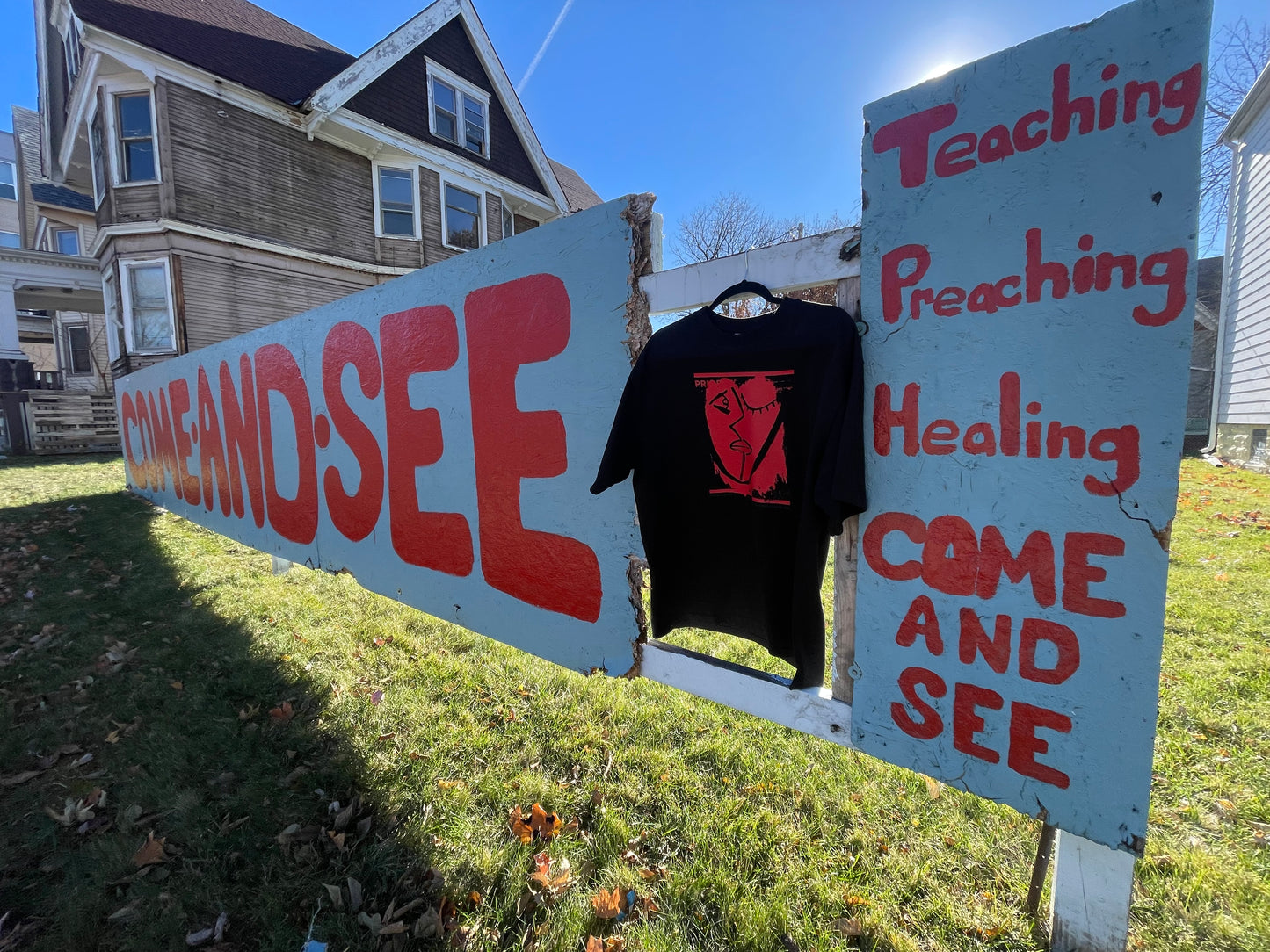 4louvres 7.5 oz Heavyweight T